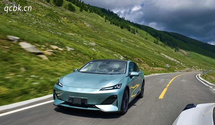 新能源汽车跑高速费电吗