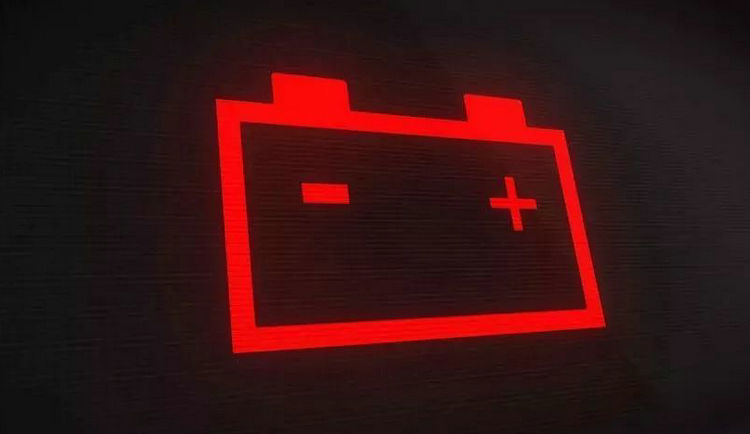 汽车电池报警灯亮怎么回事