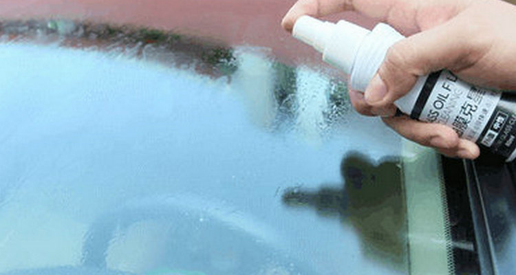 汽车玻璃怎么洗才干净