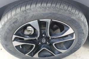 东南dx7轮胎型号 轮胎型号为235/55 r18