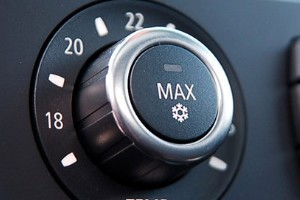 汽车max按键是什么意思 最高位置和最大位置