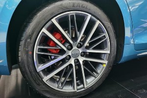 吉利星瑞轮胎尺寸多大 轮胎型号215/55 r17(固特异轮胎)