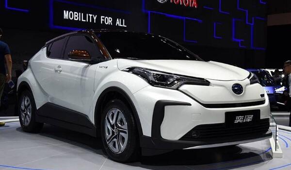 燃油经济性实力担当 新款丰田suv16万左右