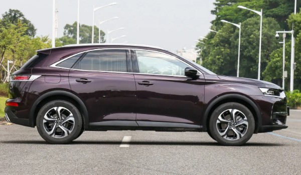 ds7油耗多少 百公里油耗7.9L