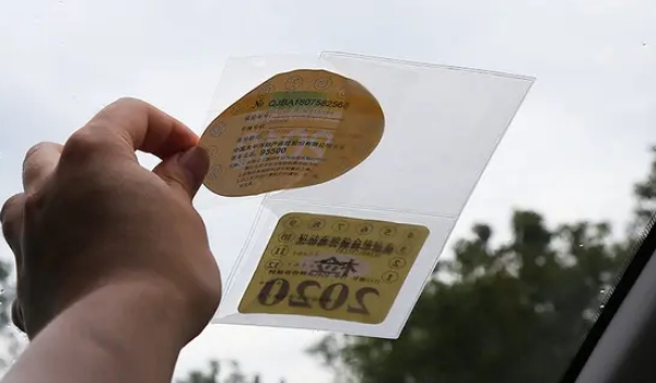 挪车打什么电话可以联系到车主 四种方式可联系车主（110报警对付“无赖”最舒心）