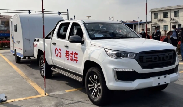 c6驾照可以开什么车型 c6驾照准驾车型（拖挂房车）