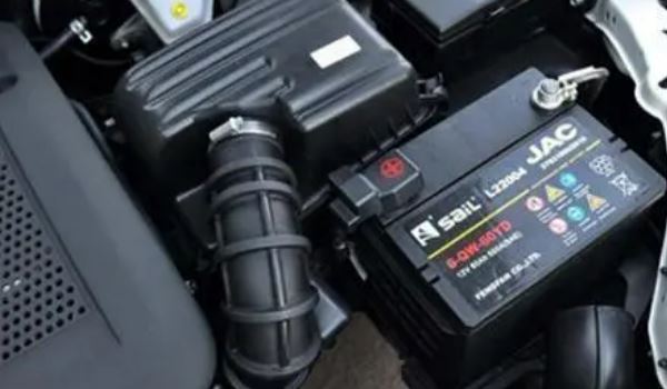 汽车蓄电池几年换一次 汽车换蓄电池每隔3~5年时间更换一次