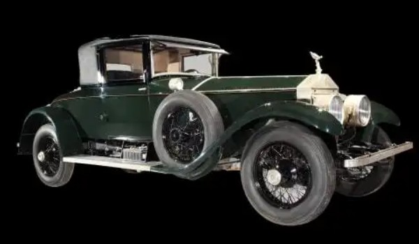 世界上最贵的车排名第一 劳斯莱斯银魅(售价高达15亿)