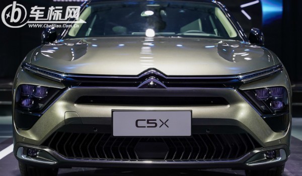 凡尔赛c5x多少钱一辆 2022款新车售价16万(分期首付4万)