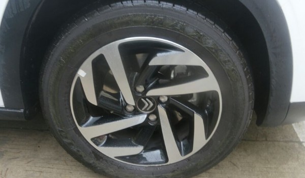 雪铁龙c3xr轮胎型号是多少 轮胎尺寸为205/60 r16