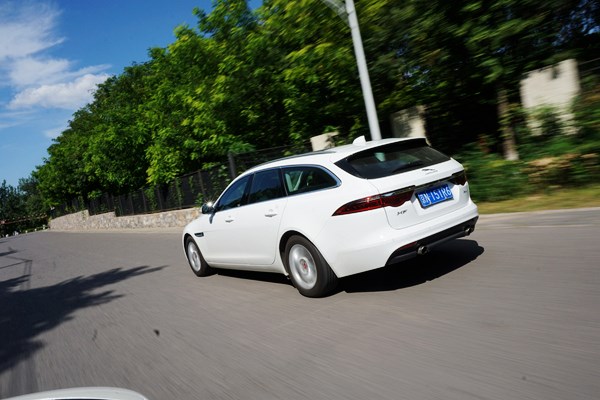 最有格调的旅行车 试驾捷豹XF Sportbrake