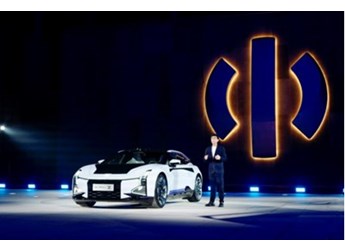 高合新定义“GT”，HiPhi Z预售价60-80万 封面图