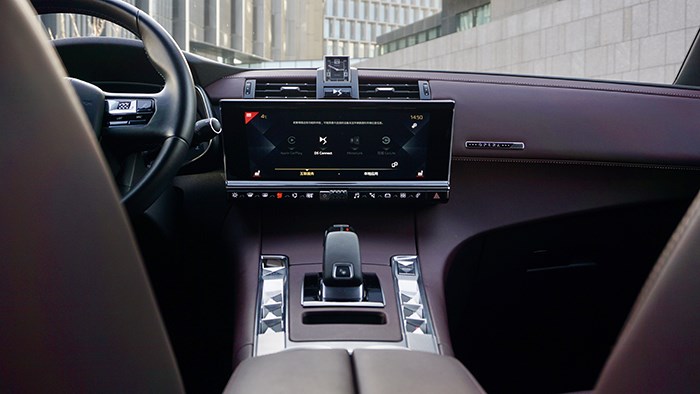 需要慢慢品味的法式豪华SUV:DS 7评测