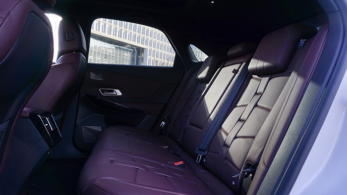 需要慢慢品味的法式豪华SUV:DS 7评测