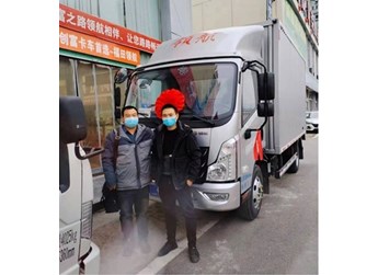 “服装物流达人”韦新春：轻卡跑长途就选领航M5 开得舒服、赚得更多 封面图