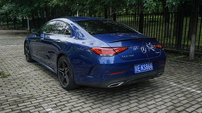 格调与豪华 万车网试驾2022款奔驰CLS 350 4MATIC