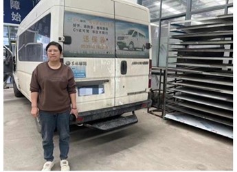东风轻型车龘人用户故事 ① | 是女儿是妈妈，东风轻型车成就于嫣的励志人生 封面图