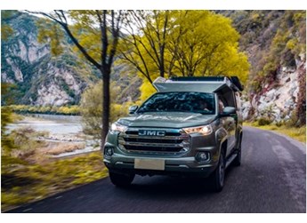 “百变露营神车” 这才是江铃域虎旅居版的正确打开方式 封面图
