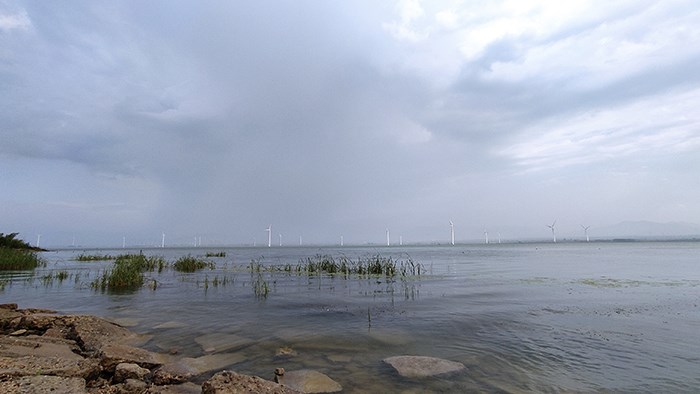 雨后见美景 雷克萨斯RX450hL怀来官厅游记