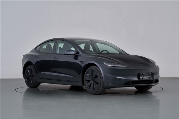 特斯拉Model 3 实车亮相：续航全系最长 有望9月上市
