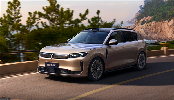 华为系最好开的SUV！全新岚图FREE 上市：21.99万起