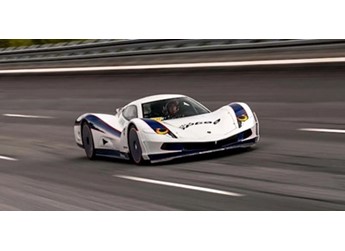 极速438.7km/h 日本制造商推出Owl电动跑车 封面图