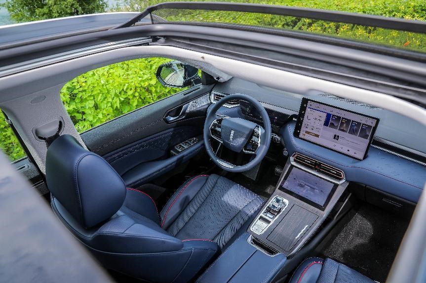 魏牌高端新能源市场布局再加码,拿铁DHT-PHEV 综合补贴后22.9万元起