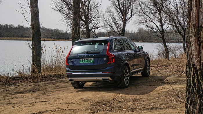 安全至上 试驾沃尔沃XC90