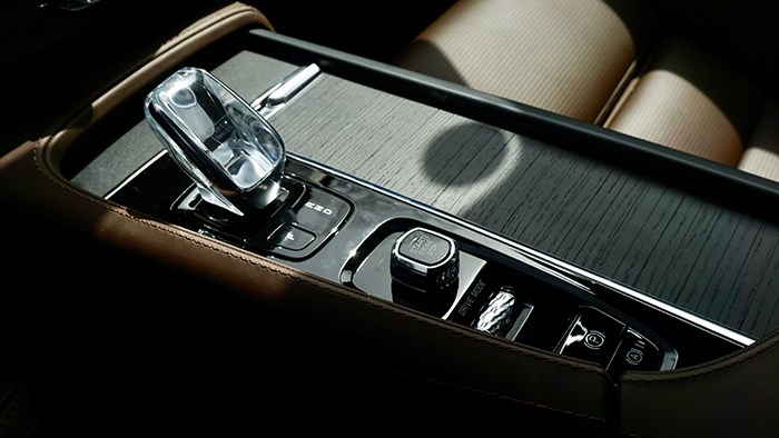 安全至上 试驾沃尔沃XC90
