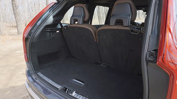 安全至上 试驾沃尔沃XC90