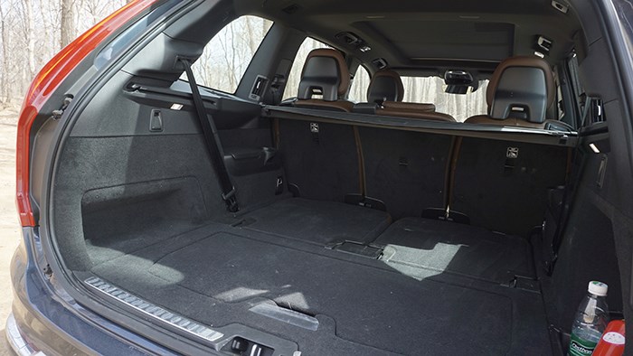 安全至上 试驾沃尔沃XC90