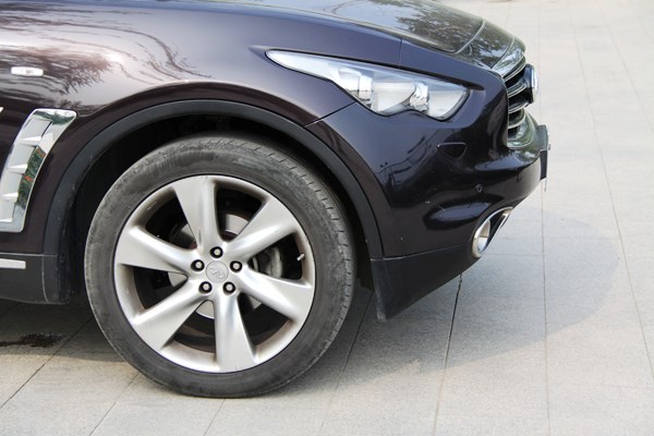 拒绝低调 试驾豪华SUV英菲尼迪 QX70