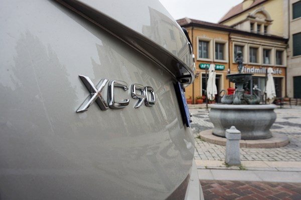 北欧豪华来客 试驾沃尔沃全新一代XC90