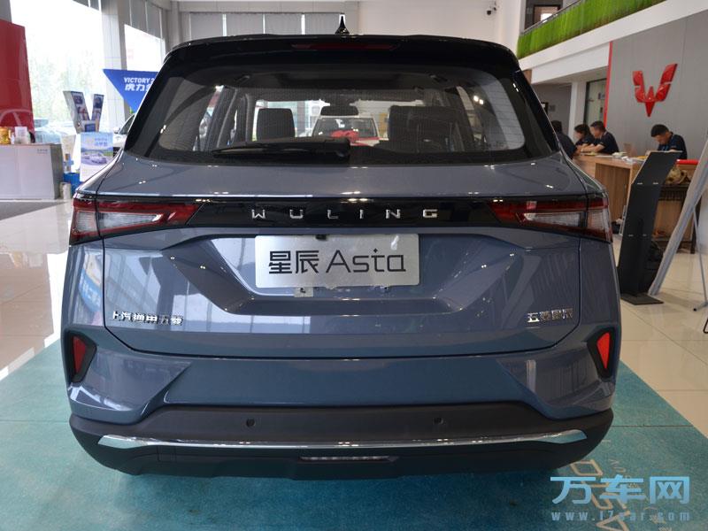 2021款 上汽通用五菱星辰 五菱星辰高清图片