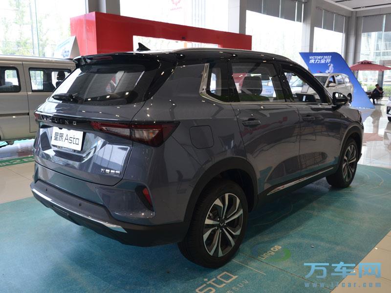 2021款 上汽通用五菱星辰 五菱星辰高清图片