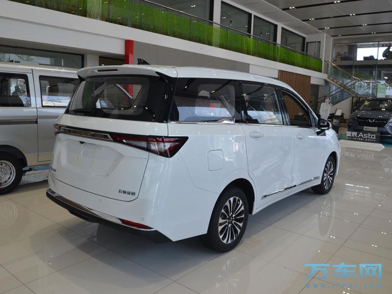 2022款 上汽通用五菱佳辰 五菱佳辰高清图片