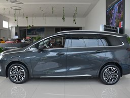 2022款 东风风行游艇高清图片缩略图
