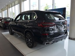 2022款 华晨宝马X5高清图片缩略图