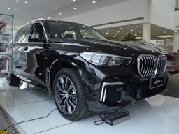 2022款 华晨宝马X5高清图片缩略图