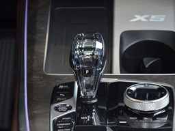 2022款 华晨宝马X5高清图片缩略图