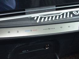 2022款 上汽大通MAUXS G90高清图片缩略图