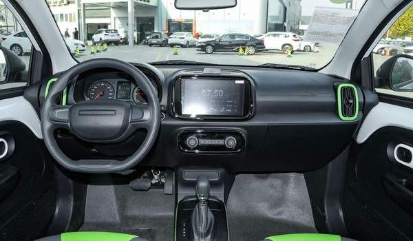 东风新能源EX1新增车型上市，经济实惠的居家代步车（续航302公里）