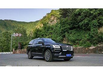 美式全能选手 试驾林肯领航员 封面图