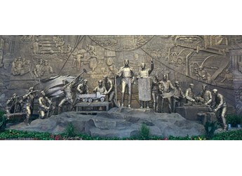 东风汽车博物馆VS中国商用车论坛,来十堰见证“历史与未来” 封面图