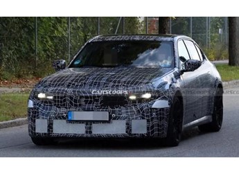 2028款宝马M3大改亮相 轻混动力加入 手动变速箱正式取消