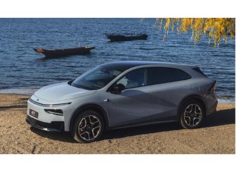 新款小鹏G7家族上市：油电同价，续航1704km，19.58万元起 封面图