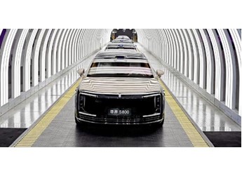 尊界S800万台量产下线！以实力重构超豪华轿车市场版图 封面图