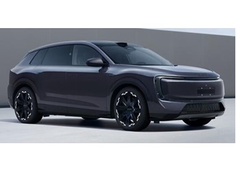 上汽奥迪首款量产SUV曝光！AUDI E7X官图发布：设计更协调更耐看