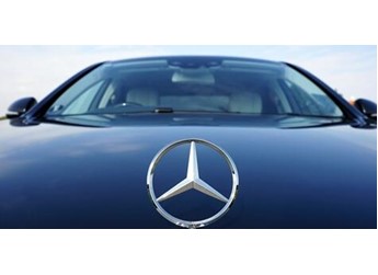 跌跌不休!奔驰7月国内销量2.66万辆 五年来史低 封面图