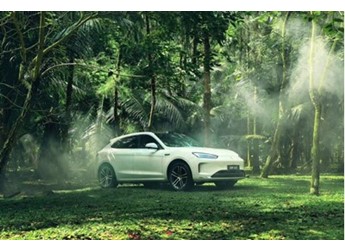 暑期自驾游最优解,问界新M5 Ultra既省心,跑得远,性能还在线 封面图